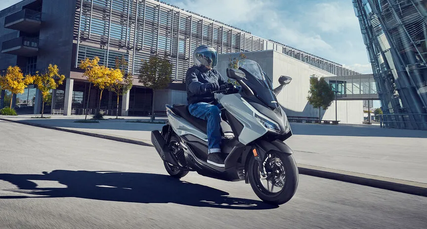 Honda Forza 125