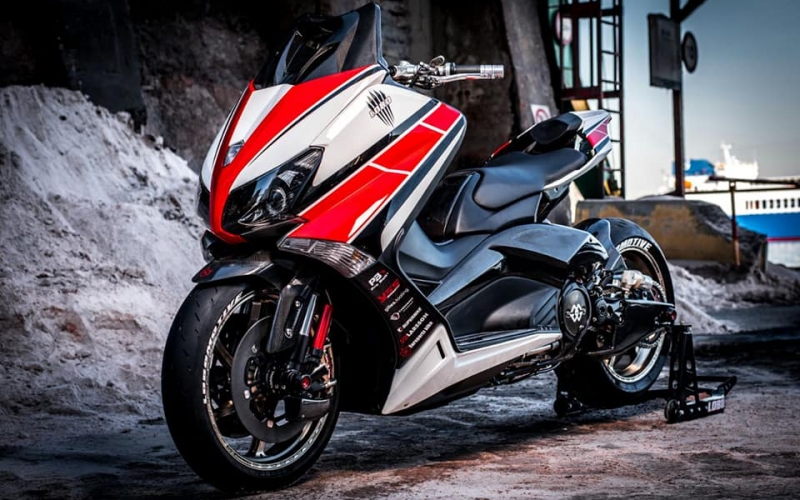 LOBOMAX, le TMax par Lobomotive ! Maxiscooter Mag